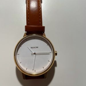 NIXON Kensington Leather Band Watch